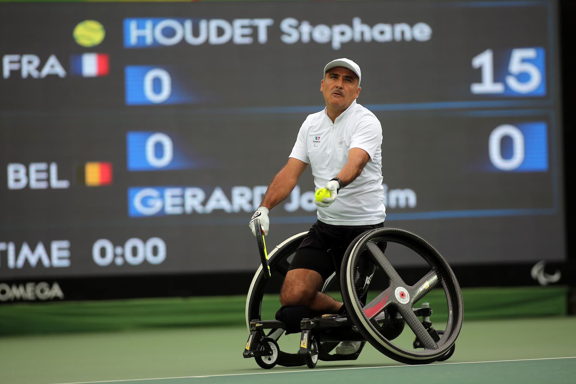 Aide spécifique aux sportifs de haut niveau porteurs de handicap